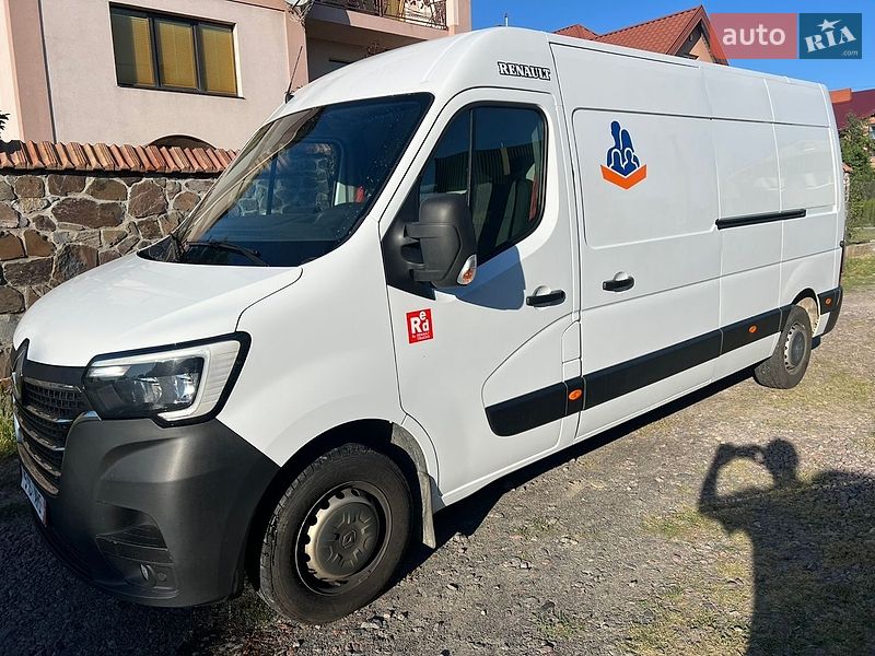 Вантажний фургон Renault Master 2022 в Львові