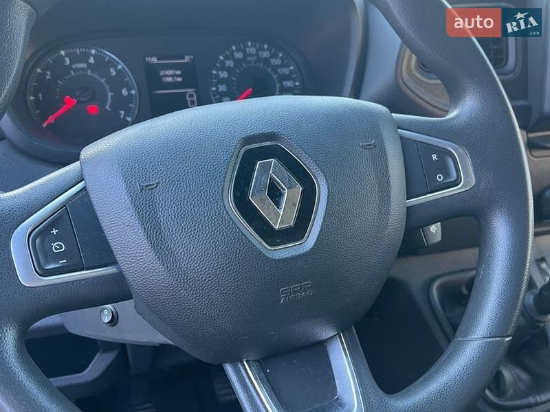 Вантажний фургон Renault Master 2022 в Львові