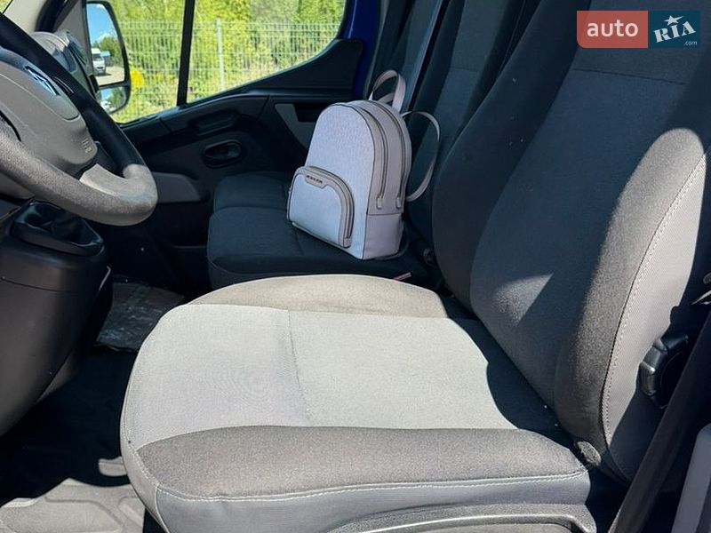 Вантажний фургон Renault Master 2018 в Дубні