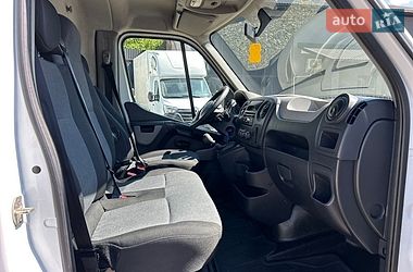 Грузовой фургон Renault Master 2018 в Хусте