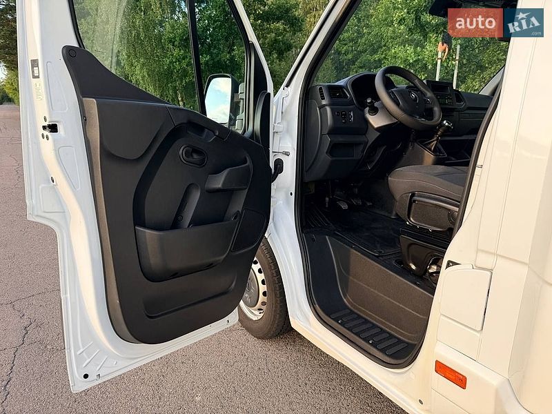 Тентованый Renault Master 2022 в Киеве