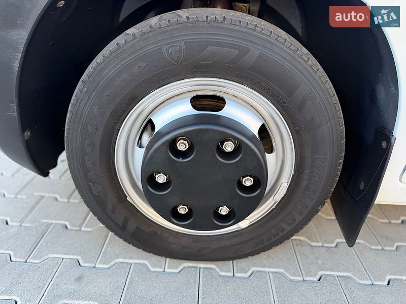 Грузовой фургон Renault Master 2018 в Дубно