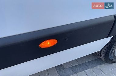 Вантажний фургон Renault Master 2021 в Луцьку