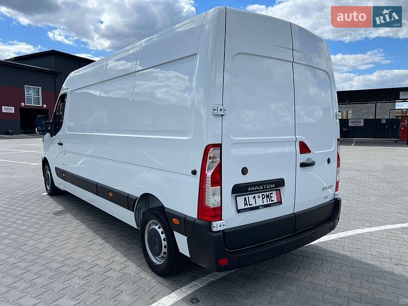 Микроавтобус грузовой (до 3,5т) Renault Master 2022 в Дубно