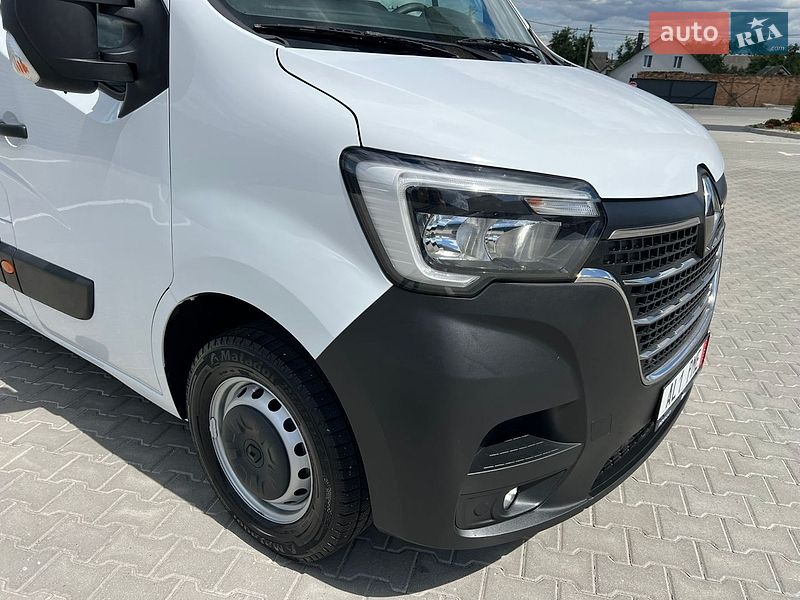 Микроавтобус грузовой (до 3,5т) Renault Master 2022 в Дубно