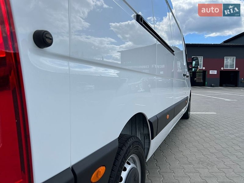 Микроавтобус грузовой (до 3,5т) Renault Master 2022 в Дубно