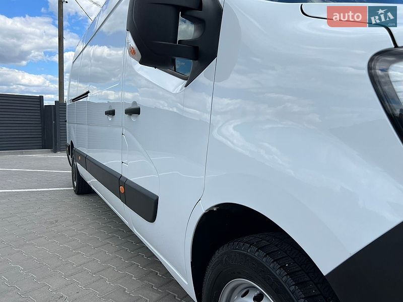 Микроавтобус грузовой (до 3,5т) Renault Master 2022 в Дубно