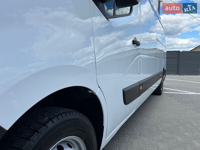 Микроавтобус грузовой (до 3,5т) Renault Master 2022 в Дубно