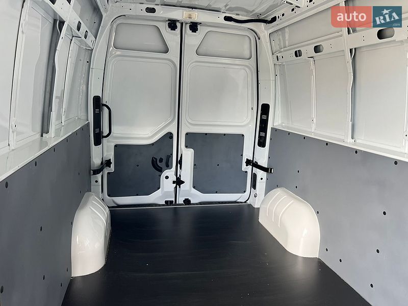 Микроавтобус грузовой (до 3,5т) Renault Master 2022 в Дубно