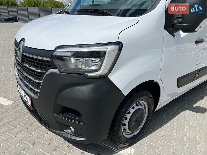 Микроавтобус грузовой (до 3,5т) Renault Master 2022 в Дубно