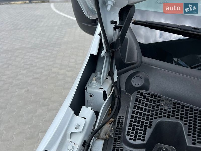 Микроавтобус грузовой (до 3,5т) Renault Master 2022 в Дубно