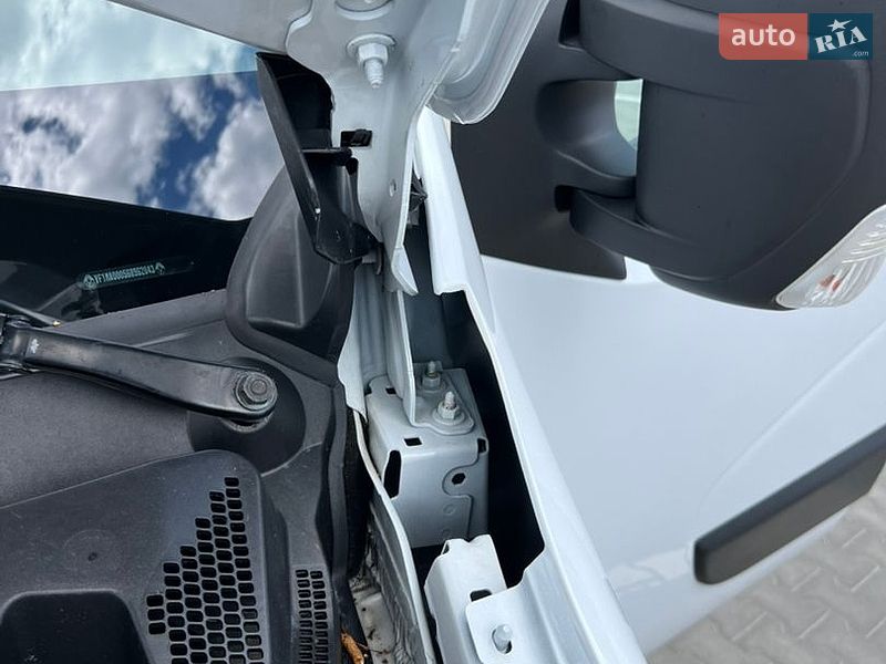 Микроавтобус грузовой (до 3,5т) Renault Master 2022 в Дубно