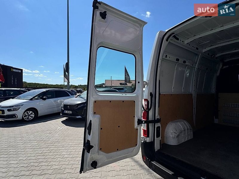Вантажний фургон Renault Master 2021 в Вінниці