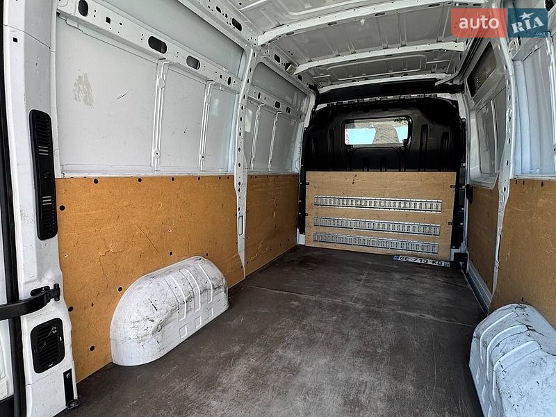 Вантажний фургон Renault Master 2021 в Вінниці
