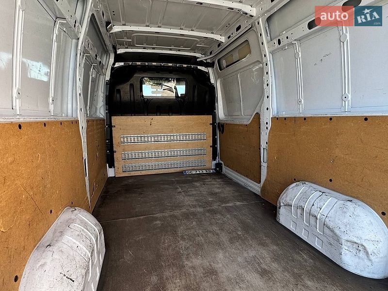 Вантажний фургон Renault Master 2021 в Вінниці