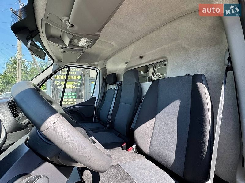 Вантажний фургон Renault Master 2021 в Вінниці