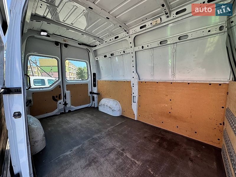 Вантажний фургон Renault Master 2021 в Вінниці