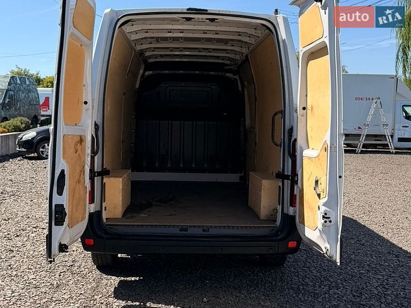 Грузовой фургон Renault Master 2022 в Луцке