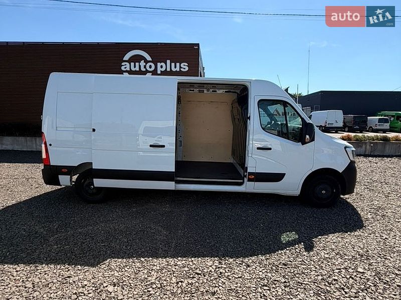 Грузовой фургон Renault Master 2022 в Луцке