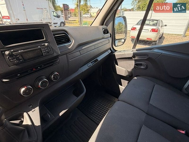 Грузовой фургон Renault Master 2022 в Луцке