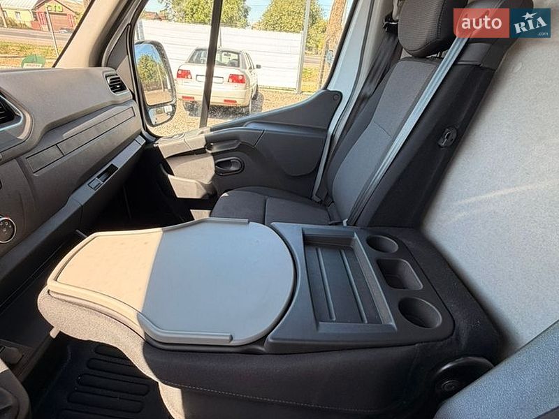 Грузовой фургон Renault Master 2022 в Луцке