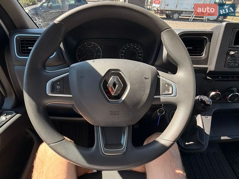Грузовой фургон Renault Master 2022 в Луцке