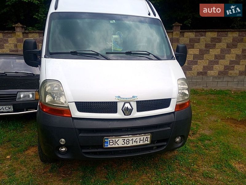 Грузовой фургон Renault Master 2006 в Костополе