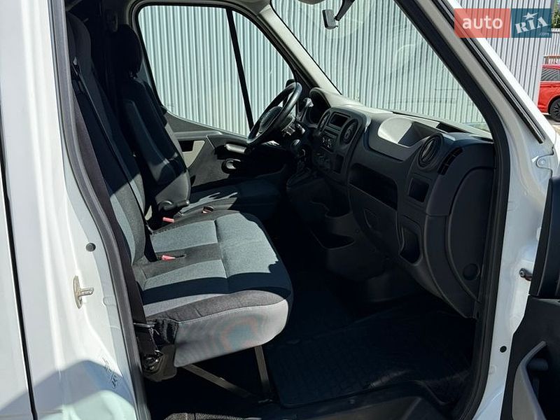 Грузовой фургон Renault Master 2013 в Хмельницком