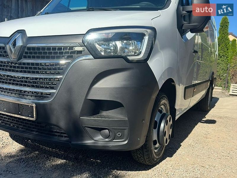 Грузовой фургон Renault Master 2020 в Львове