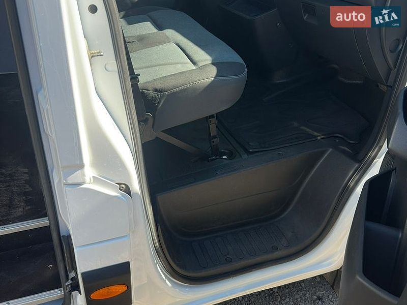 Грузовой фургон Renault Master 2020 в Львове