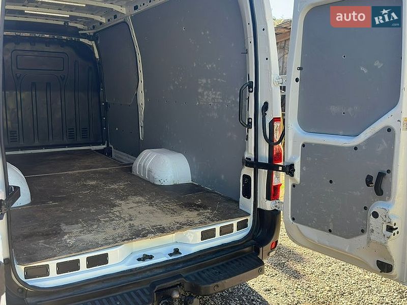 Грузовой фургон Renault Master 2020 в Львове