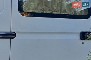 Грузовой фургон Renault Master 2008 в Вараше