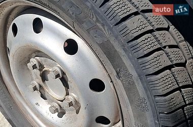Грузовой фургон Renault Master 2008 в Вараше