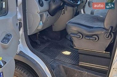 Грузовой фургон Renault Master 2008 в Вараше