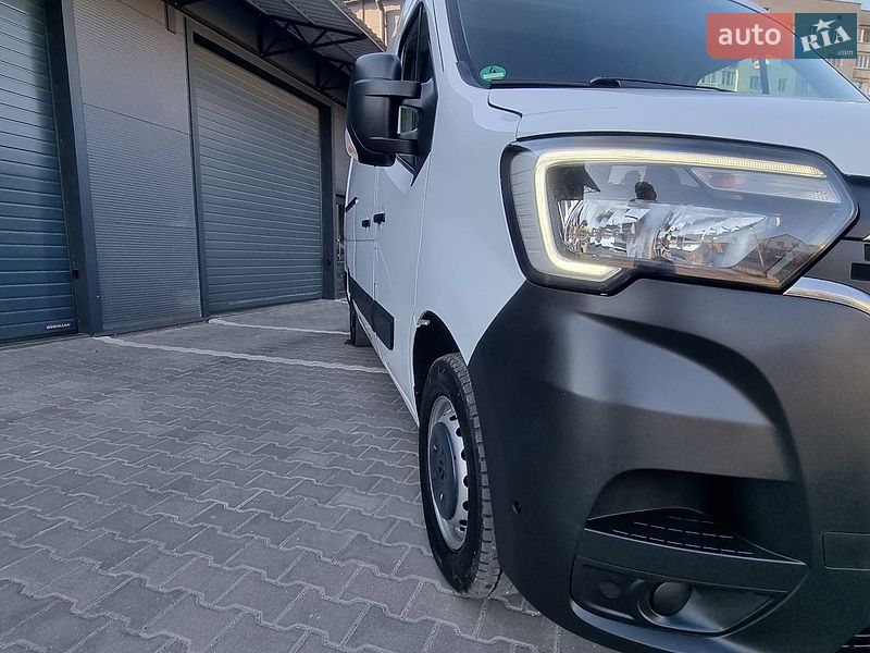 Вантажний фургон Renault Master 2022 в Бердичеві
