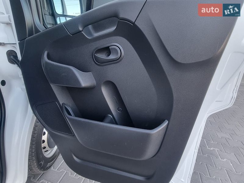 Вантажний фургон Renault Master 2022 в Бердичеві