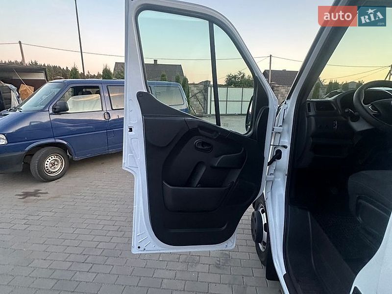 Борт Renault Master 2022 в Луцьку