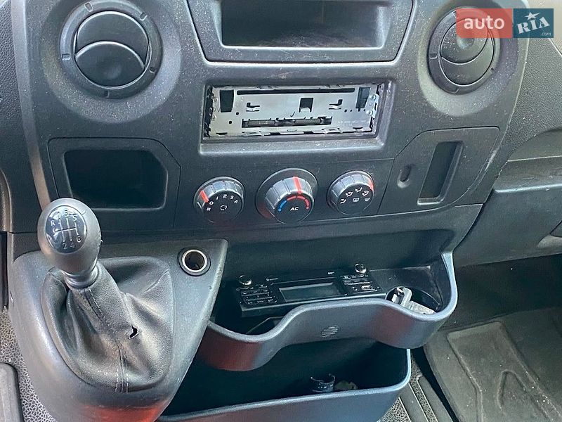 Автовоз Renault Master 2015 в Києві