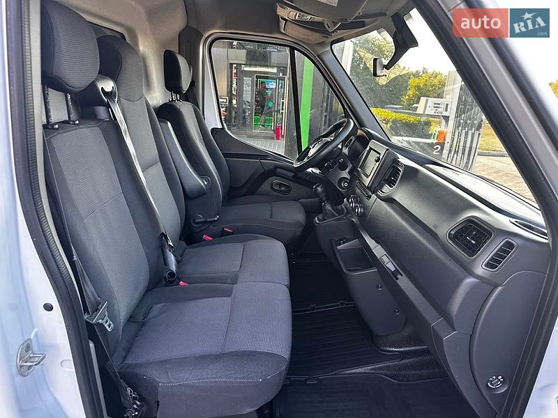 Вантажний фургон Renault Master 2023 в Ковелі