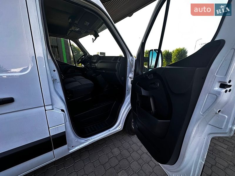 Вантажний фургон Renault Master 2023 в Ковелі
