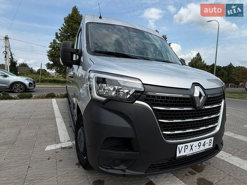 Грузовой фургон Renault Master 2022 в Луцке