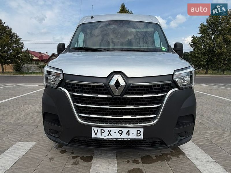 Грузовой фургон Renault Master 2022 в Луцке