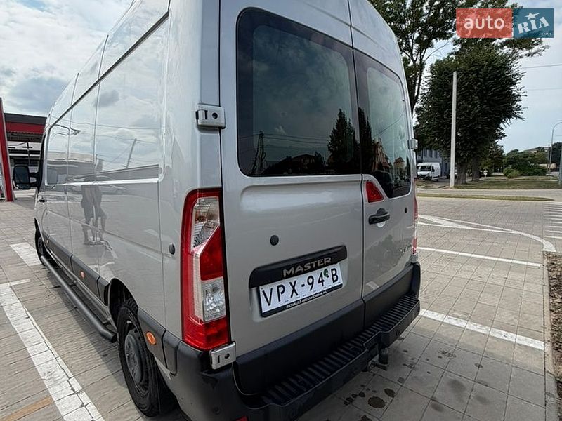 Грузовой фургон Renault Master 2022 в Луцке