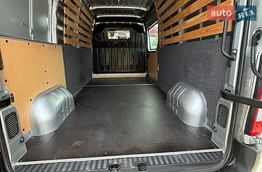 Грузовой фургон Renault Master 2022 в Луцке