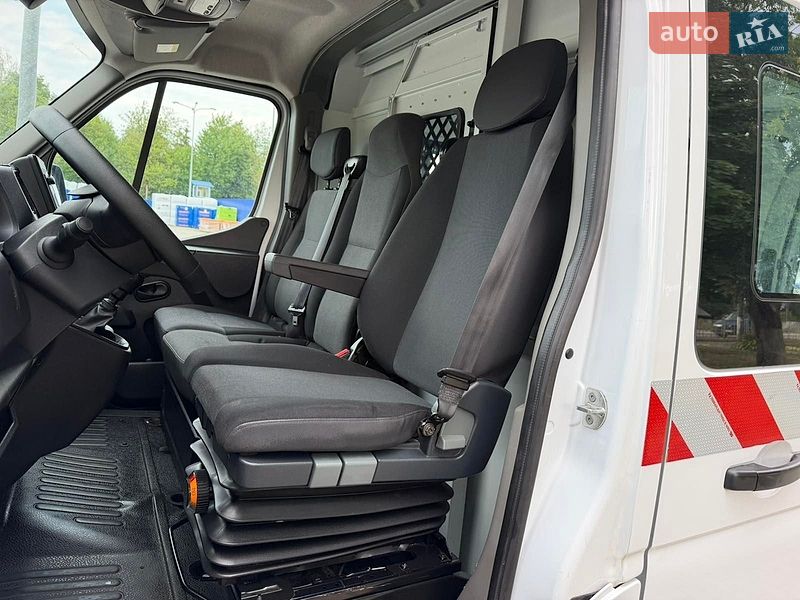 Вантажний фургон Renault Master 2025 в Івано-Франківську