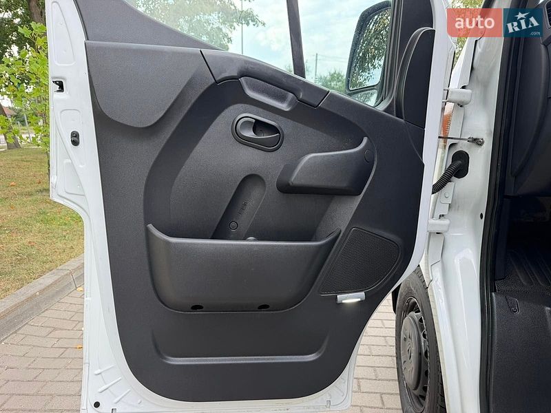 Вантажний фургон Renault Master 2025 в Івано-Франківську