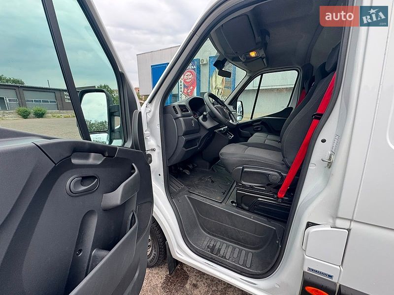 Вантажний фургон Renault Master 2022 в Ковелі