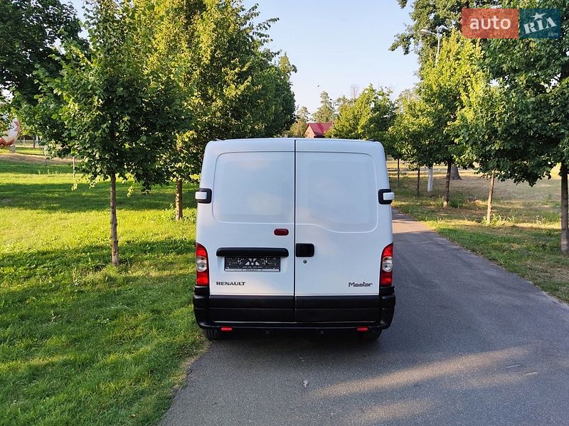 Минивэн Renault Master 2007 в Киеве