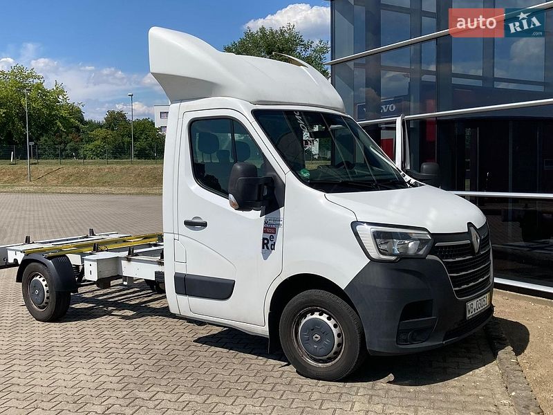 Вантажний фургон Renault Master 2020 в Луцьку