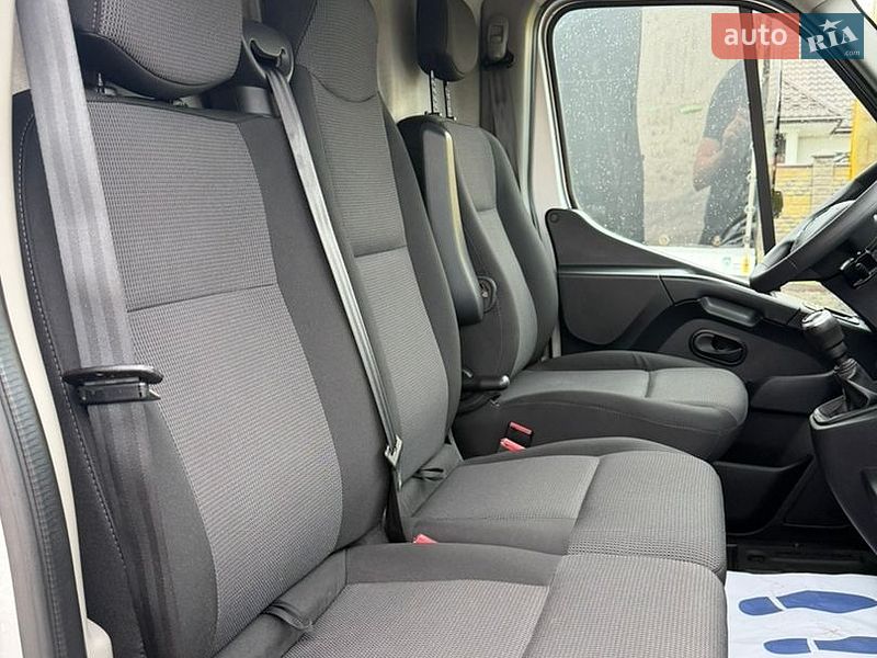Вантажний фургон Renault Master 2021 в Ковелі